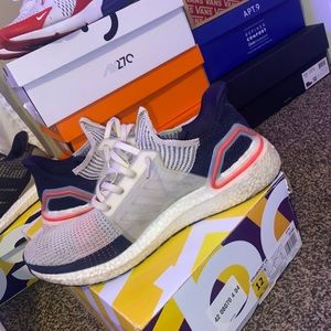 Adidas Ultraboost 19 Size 12 Men’s